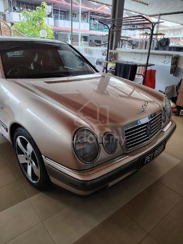 1995 Mercedes Benz 230E 2.0 W114 (M) - 4