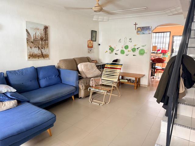 Hot Area Johor Jaya @ Jalan Teratai Renovated Low Cost Double Storey 1