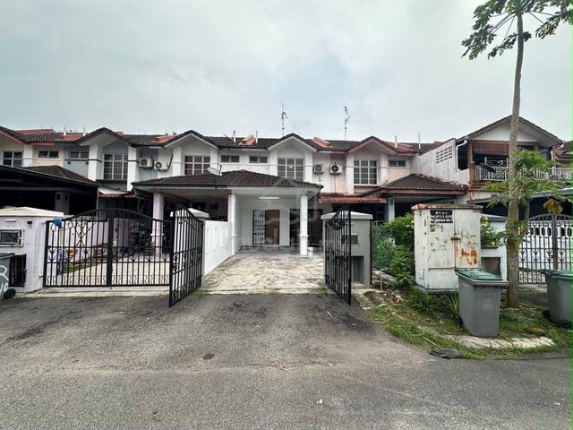 Taman Mutiara Rini Double Storey House CAN FULL LOAN 1