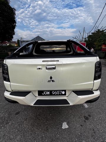 2015 Mitsubishi TRITON 2.5 VGT ADVENTURE - 2