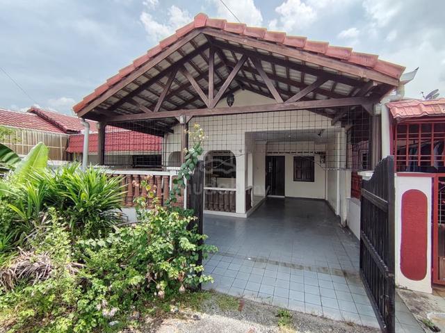 (Renovate) Jalan Pertanian, Taman Universiti,Skudai 1
