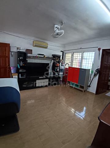 Taman Pekaka Apartment 1