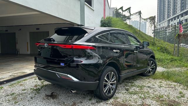 BSM 2022 Toyota HARRIER 2.0 G Black interior - 3