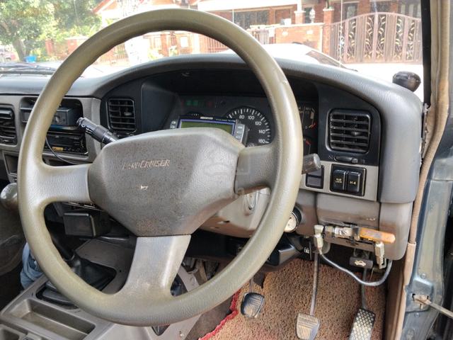 1991 Toyota LANDCRUISER LC11 3.0 (A) - 4