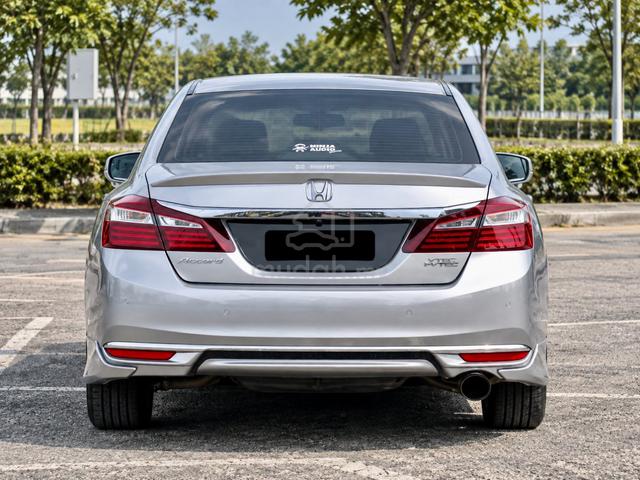 2017 Honda ACCORD 2.0 VTI-L FACELIFT (A) FULL LOAN - 2