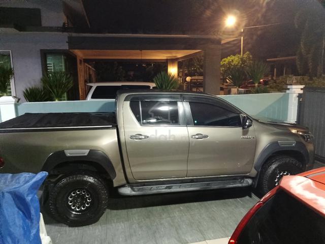 2022 Toyota HILUX 2.4 DOUBLE CAB 2.4V (AT) 4X4 (A) - 5