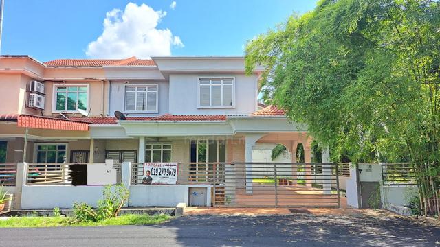Double Storey Semi-D ENDLOT, Taman Dato Hormat, Telok Panglima Garang 1