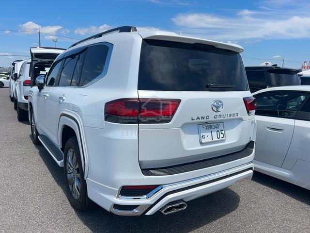 2023 Toyota LANDCRUISER 3.5 ZX (A) - 2