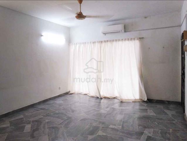 Bandar Utama, BU 1, 2 Storey House For Rent 1
