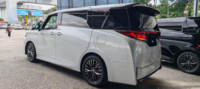 2024 Toyota VELLFIRE 2.4 Z PREMIER (A) AUTO PARK - 4