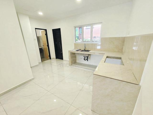 100% Loan Newly Reno Single Storey Teres, Taman Maju Sg Jelok Kajang 1