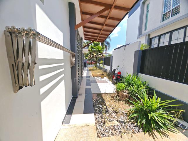 pulai indah double storey cluster house universiti skudai kangkar 2