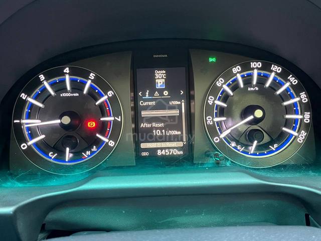2017 Toyota INNOVA 2.0 G (A) FREE 3 YEAR WARRANTTY - 3