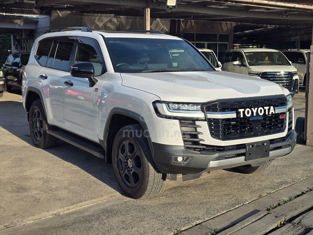 2021 Toyota Land Cruiser 300 GR-Sport 3.3 Diesel - 2