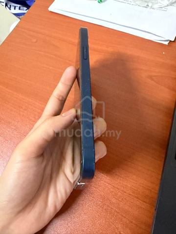 Iphone 12 - photo 4 of 6