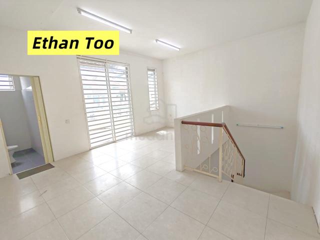 Taman Setia 3 Storey Terrace House @ Bukit Tengah For SALE 1