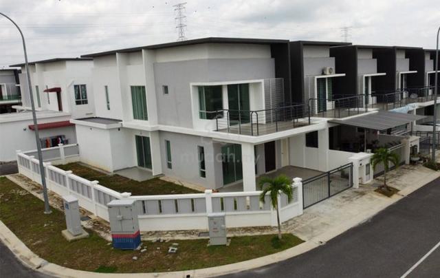 Cybervalley 35x70 Freehold Double Storey Easy Access Highway 1