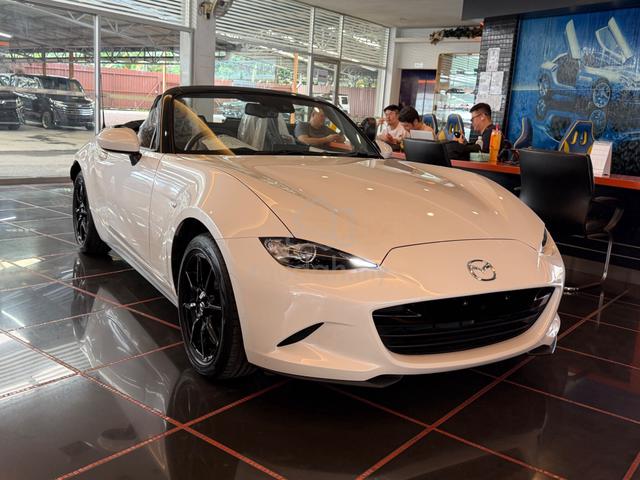 2023 Mazda ROADSTER MX-5 1.5 RS (M) - 1