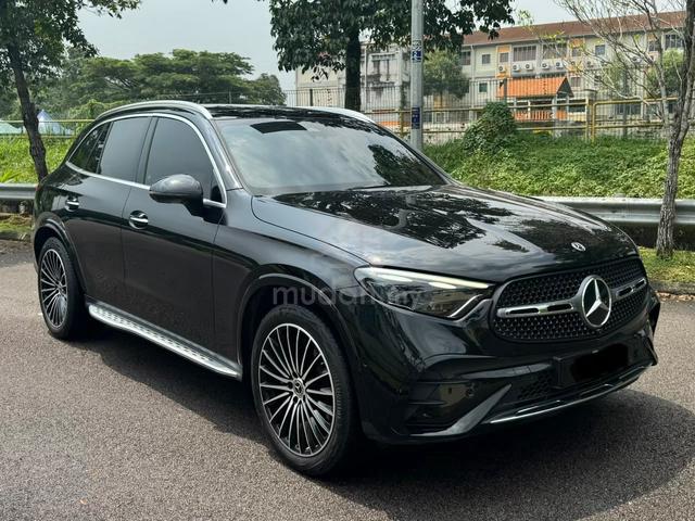 2024 Mercedes Benz GLC 300 4MATIC 2.0 under warran - 1