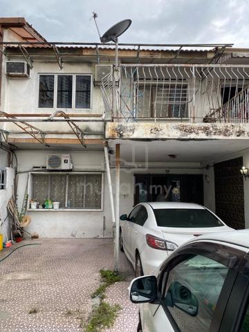 Low Density Hilltop 2 Storey Terrace House 1
