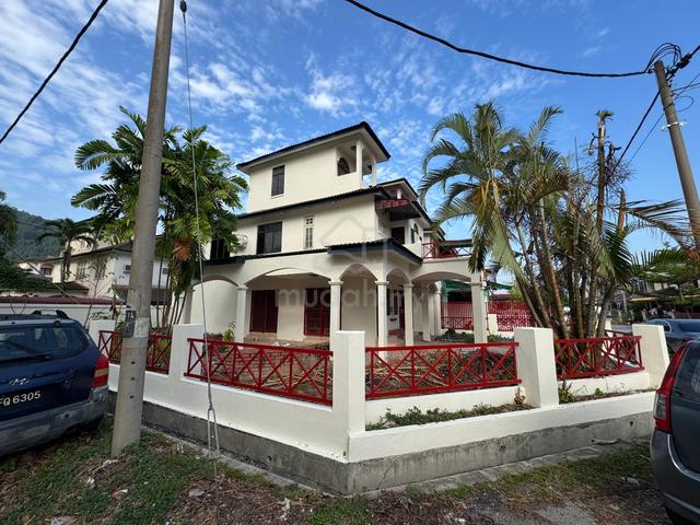 2.5-storey Terraced House (CORNER LOT) 3