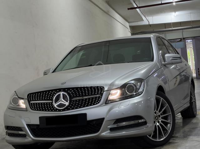 LOCAL⭐ Mercedes Benz C200 CGI BlueEFCY 1.8 2011 - 1