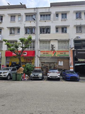 Office lot Dataran Otomobil Seksyen 15 Shah Alam 1