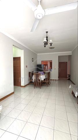 Sharing Room (perempuan sahaja) 1