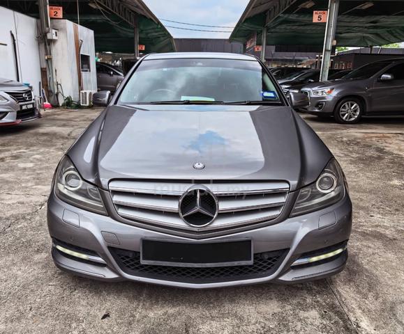 2012 Mercedes Benz C200 CGI BlueEFCY - 1