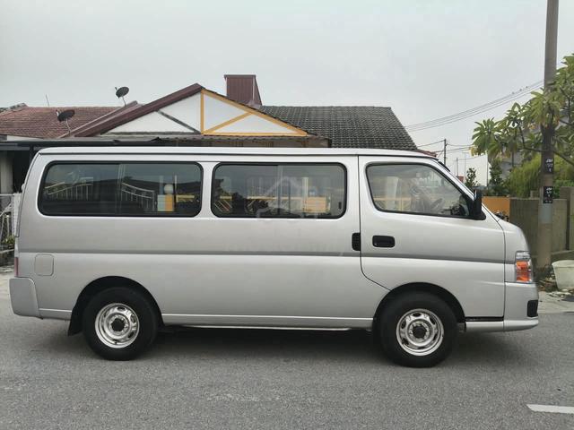 2012 Nissan URVAN 3.0 (M) WINDOW VAN 14 SEAT - 4
