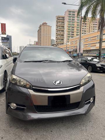2013 Toyota WISH 1.8 X ZGE20G FACELIFT (A) - 1