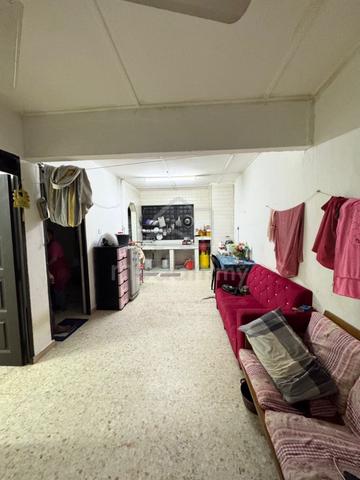 Flat Taman Ungku Tun Aminah 1