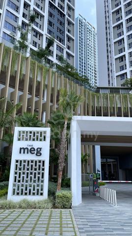 The Meg by E&O 1