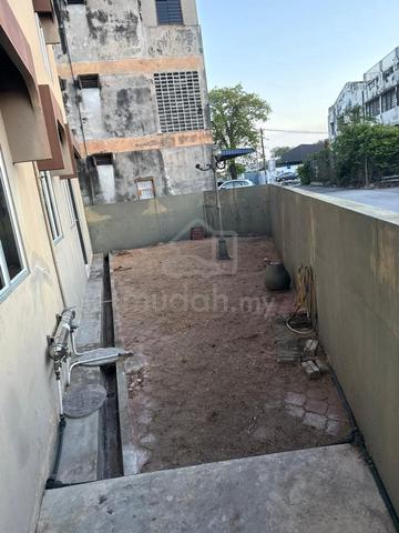2 Storey Terrace corner  In Taman Lucky| Raja Uda 1