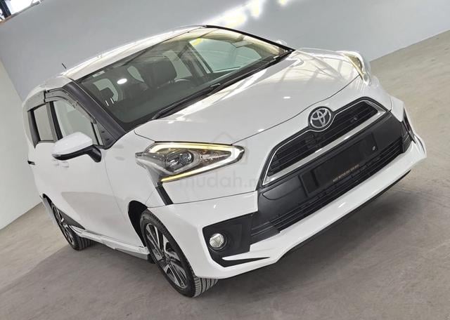 Full Loan 2017 Toyota SIENTA 1.5 V (A) Mini MPV - 1