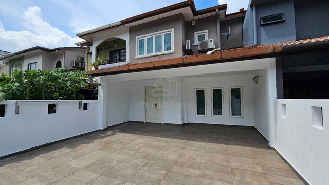 Well Maintained 2-Storey Terrace House in Bandar Kinrara BK5B Puchong 1