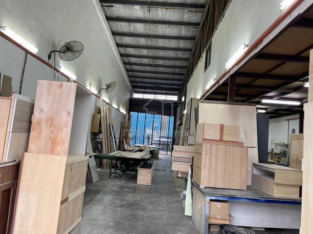 Taman Daya/Terrace Factory/Limited Unit/View to offer 1