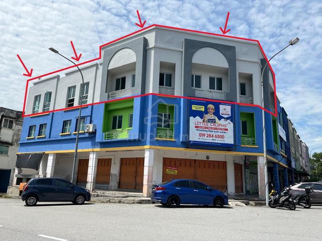 Corner Shoplot 1