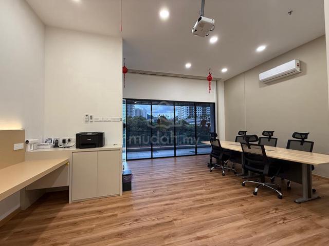 Golden Triangle 2 Shop Lot |Fully Renovated | Commercial Square | Lift 1