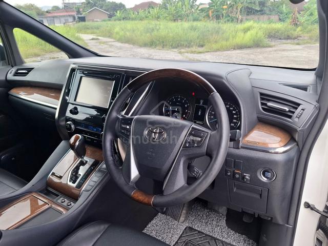 2016 Toyota ALPHARD3.5 EXECUTIVE LOUNGE loan kedai - 5