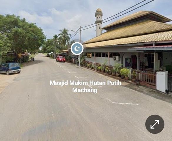 Tanah lot banglo dekat Masjid Mukim Hutan Putih Machang 1