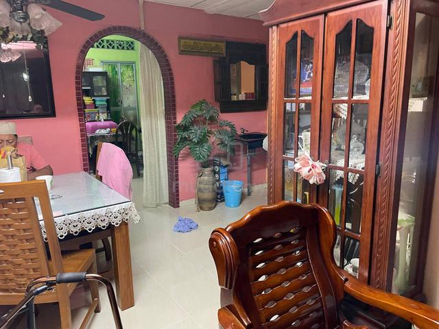 Rumah Murah Taman Soga Batu Pahat Untuk Dijual‼️‼️ RENOVATION😍😍😍 4