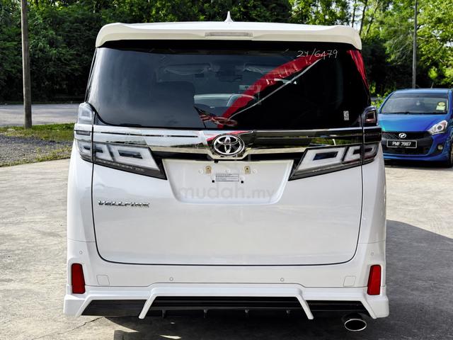 Toyota Vellfire 2.5 ZG 2021 Full Loan Unregistered - 4