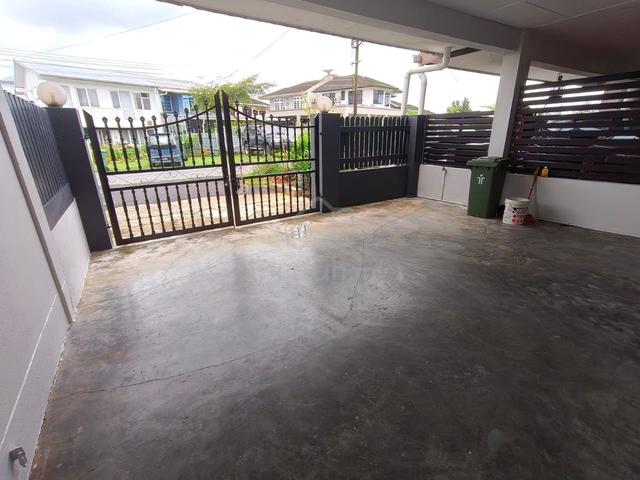 Double Storey House for Rent – Star Garden, Green Road, Kuching 1