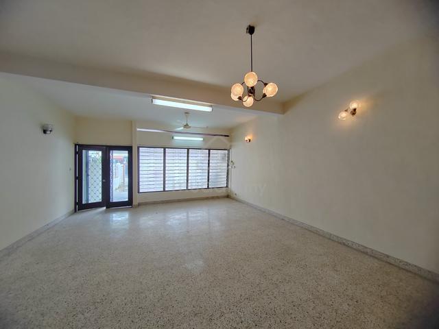 2 storey terrace Midlands Pulau Tikus concrete floor near Gurney 1