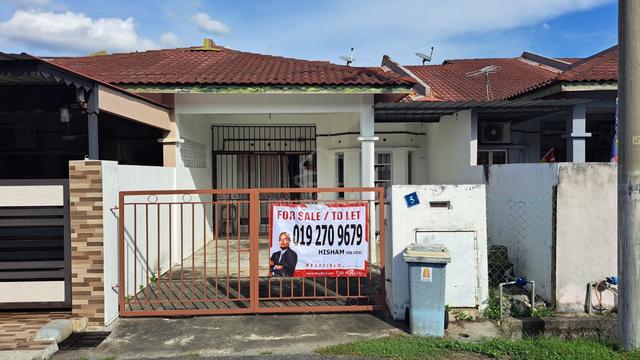 Rumah Teres Setingkat Taman Sijangkang Indah, Telok Panglima Garang 1