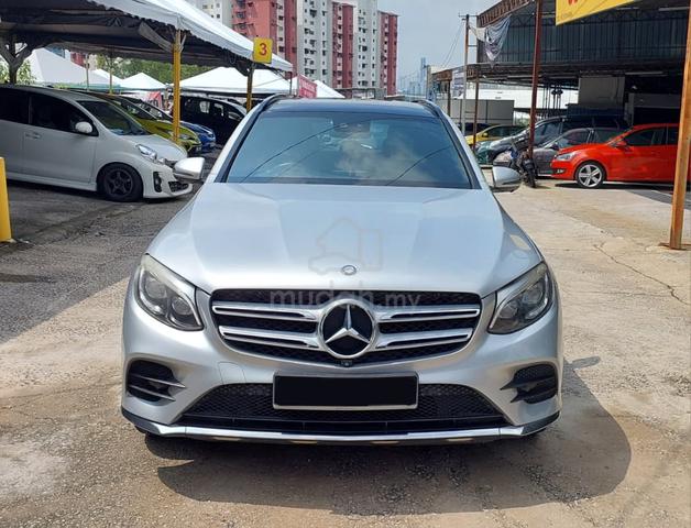 2017 Mercedes Benz GLC250 4MATIC COUPE AMG LINE - 2