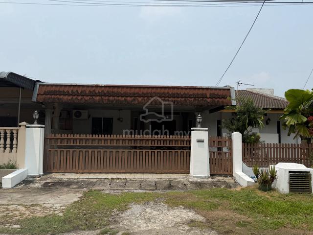 Old Town Kampar Hillside Renovated Terrace Corner 1