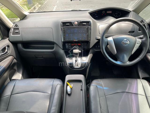 Nissan SERENA 2.0 S-HYBRID H/STAR Premium 2 P/door - 4