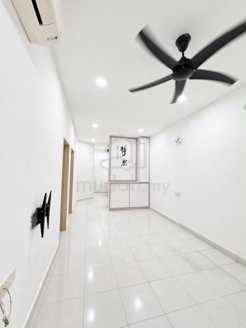 JP Perdana / Mount Austin / Single Storey / Partially Furnished 1